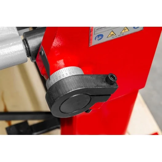 Plegadora de chapa manual AKM2020... Plegadora de chapa manual AKM2020...