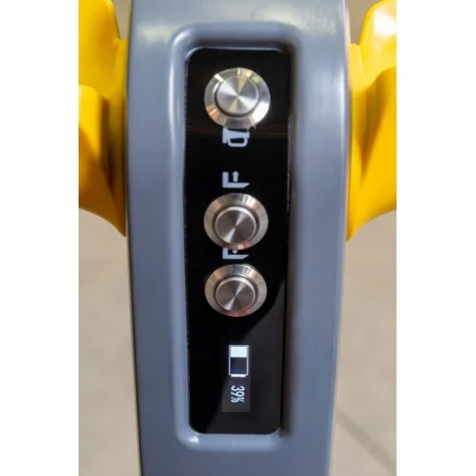 Transpaleta Eléctrica 1,5Ton... Transpaleta Eléctrica 1,5Ton...