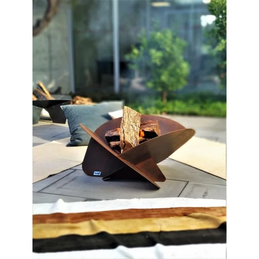 Fire pit MEDUSAE en acero corten Fire pit MEDUSAE en acero corten