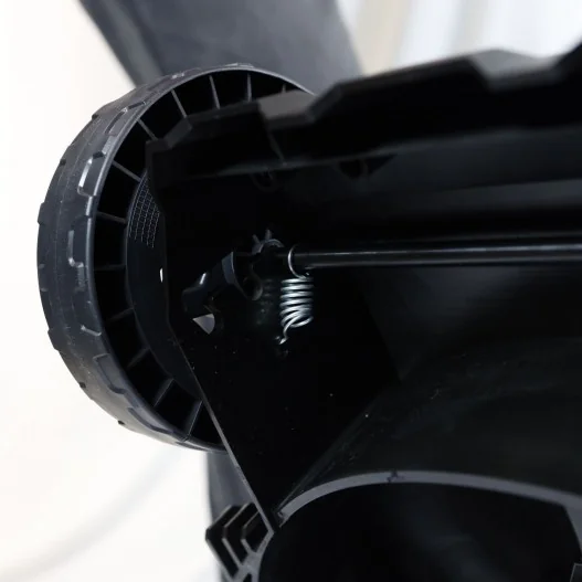 Cortacésped a batería GARLAND GRASS... Cortacésped a batería GARLAND GRASS...