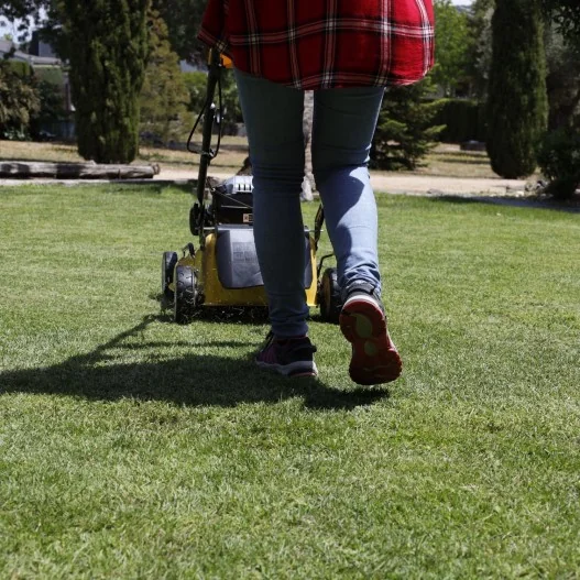 Cortacésped de gasolina GARLAND SIOUX... Cortacésped de gasolina GARLAND SIOUX...