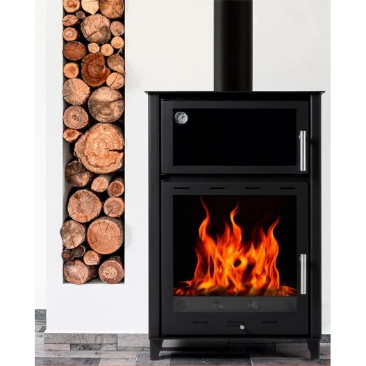 Estufa de leña con horno Fuerteventura Prensa Stove Estufa de leña con horno Fuerteventura Prensa Stove